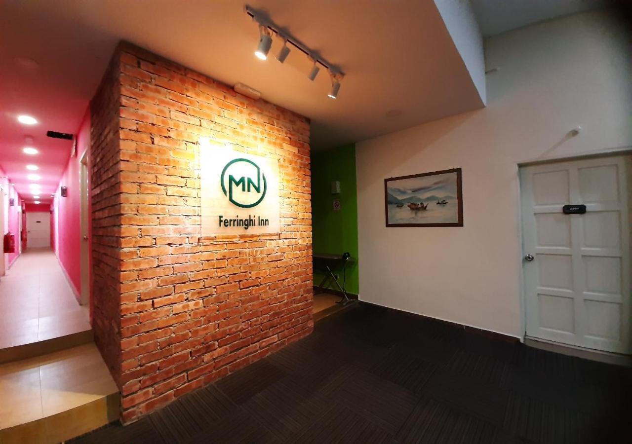 Mn Ferringhi Inn バツーフェリンギビーチ エクステリア 写真