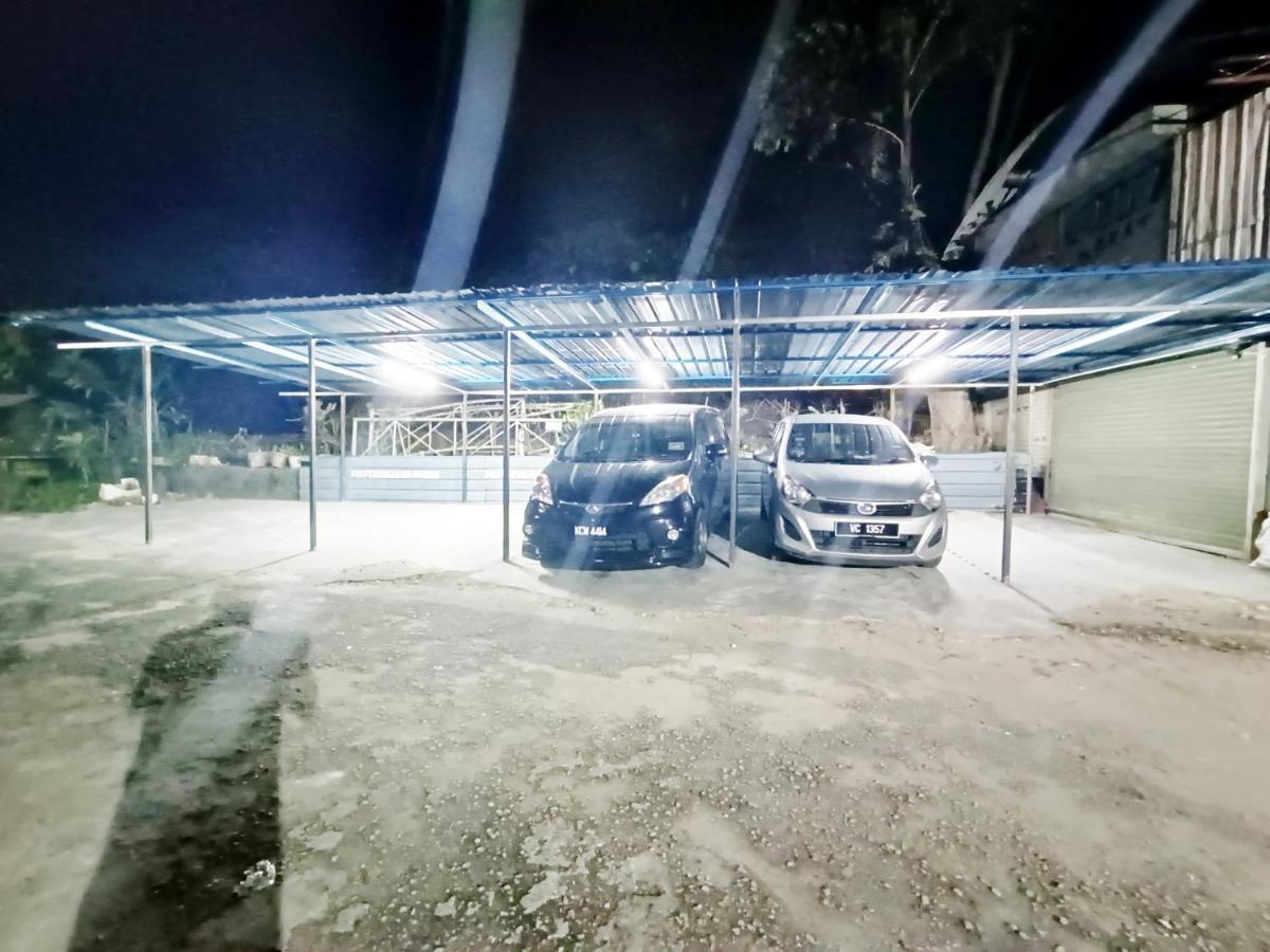 Mn Ferringhi Inn バツーフェリンギビーチ エクステリア 写真